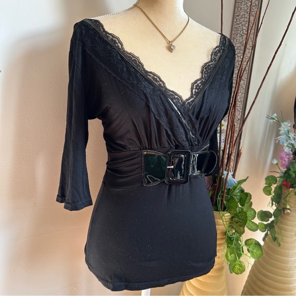 Y2k Black Lace Neck Top - Picture 2 of 7